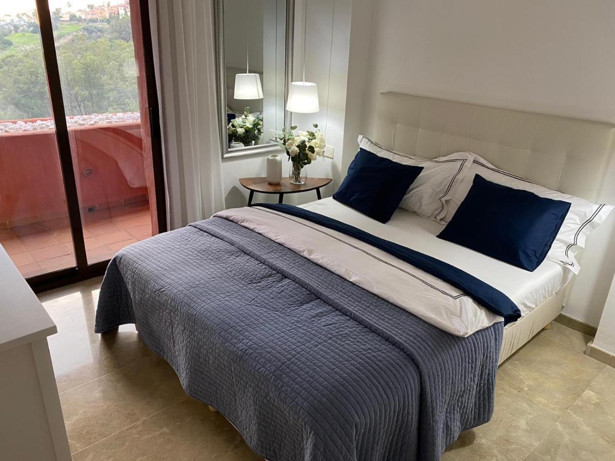 Appartamento 15 First Line Penthouse With Wonderful Seaview Near Duquesa Golf Manilva Andalucia Esterno foto
